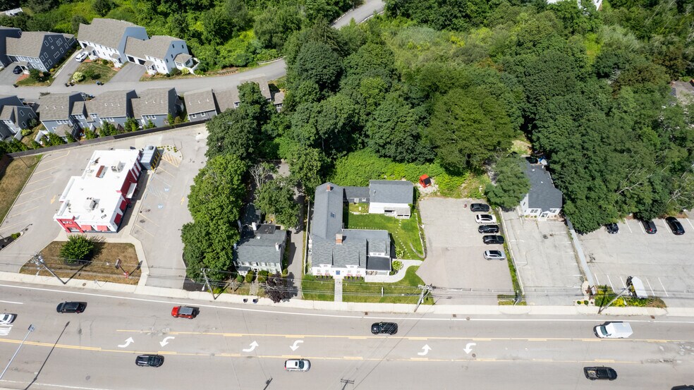 More Photos Of 25 Washington St, Norwell Freestanding For Lease