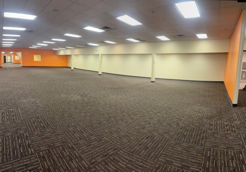 More Photos Of 225 Terrace Ave, Huntington Office For Lease