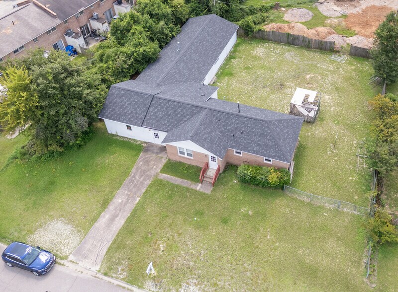 More Photos Of 109 Lisa Dr, Lexington Daycare Center For Sale