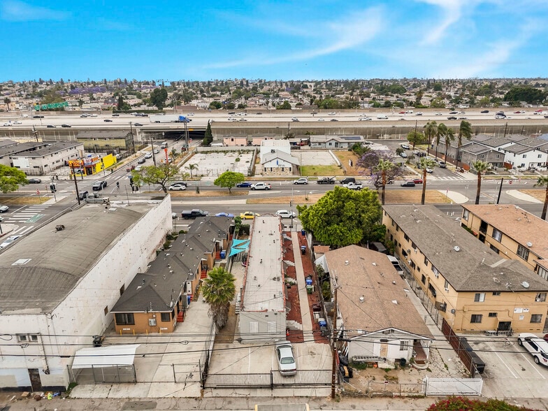 More Photos Of 10712 S Broadway, Los Angeles Apartments For Sale