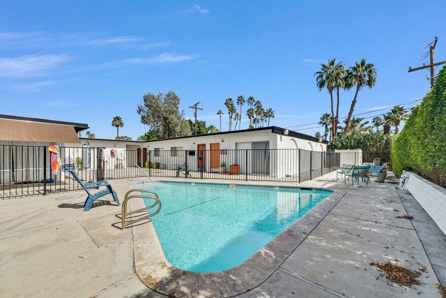More Photos Of 1900 E Baristo Rd, Palm Springs Apartments For Sale