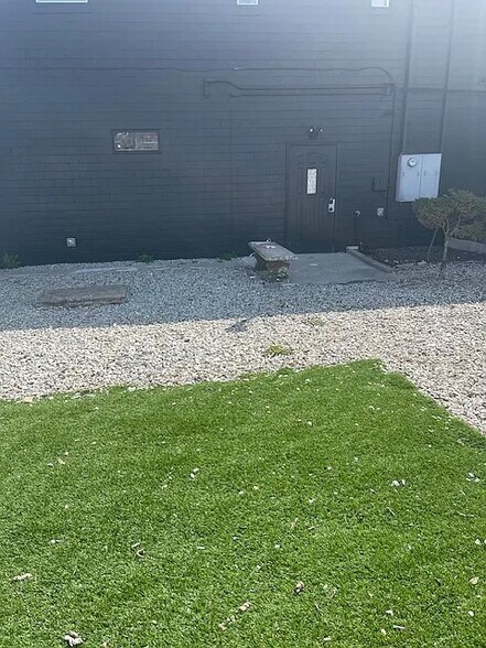 More Photos Of 5223 Columbus Ave, Anderson Storefront Retail Residential For Sale