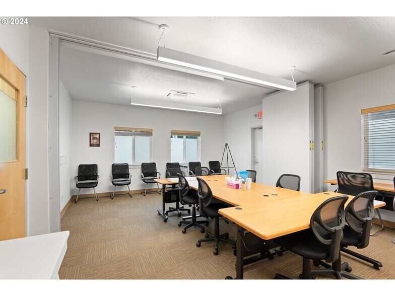 More Photos Of 1445 8th St, Florence Medical For Sale