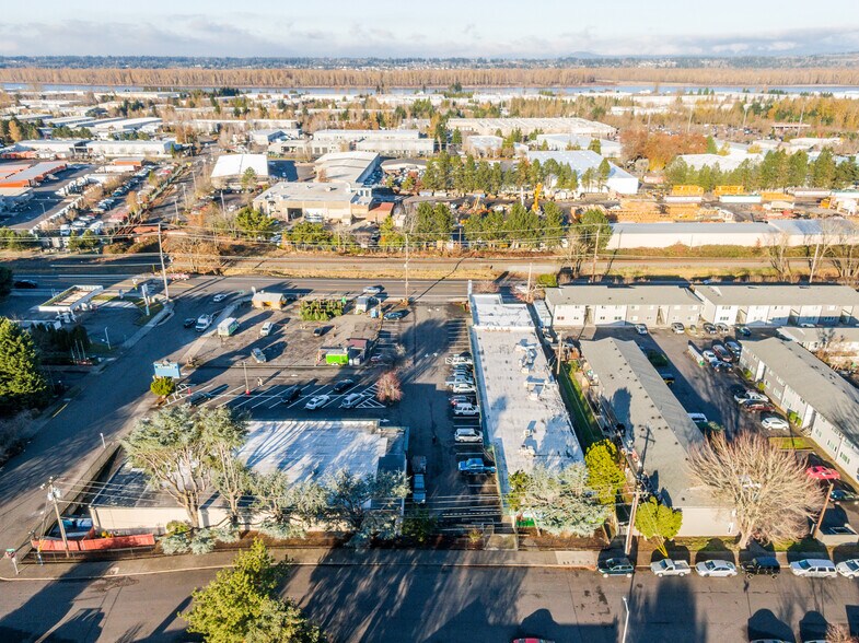 More Photos Of NE Sandy Blvd and 131st Ave, Portland Land For Sale