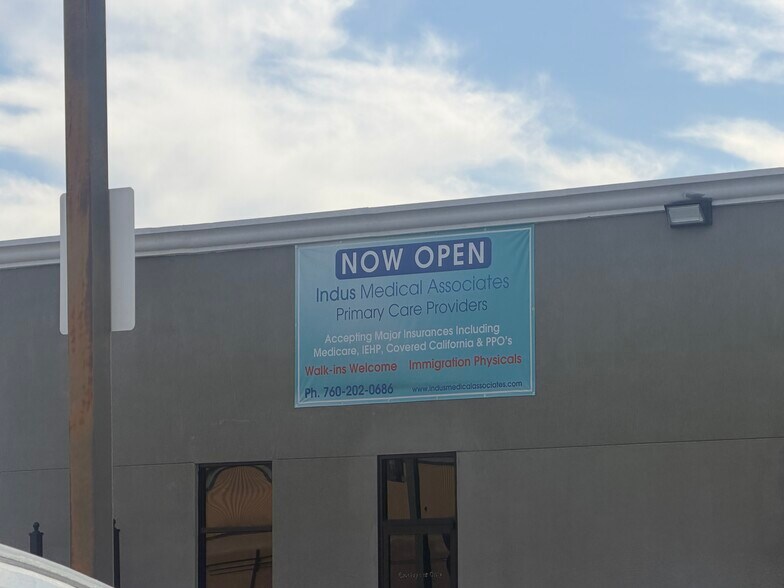 More Photos Of 50 N 1st St, Banning Storefront For Sale