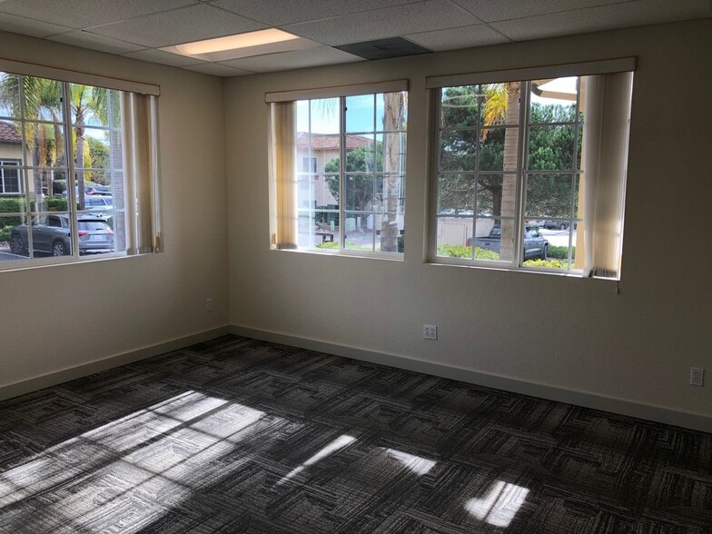 More Photos Of 336 Encinitas Blvd, Encinitas Office For Sale