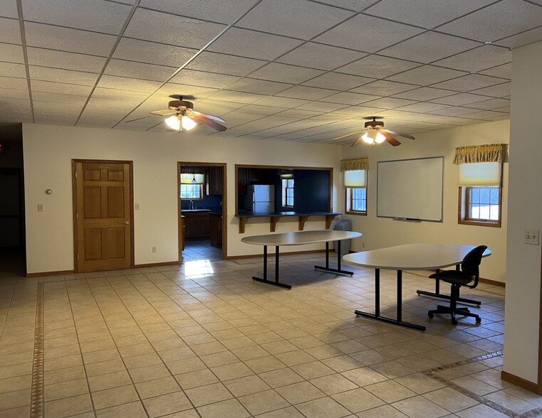 More Photos Of 6260 Hermantown Rd, Duluth Office For Lease