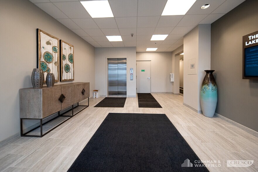 More Photos Of 24441-24481 Detroit Rd, Westlake Office For Lease