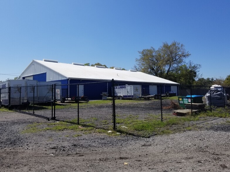More Photos Of 1620 Newport Ave, Deland Warehouse For Lease