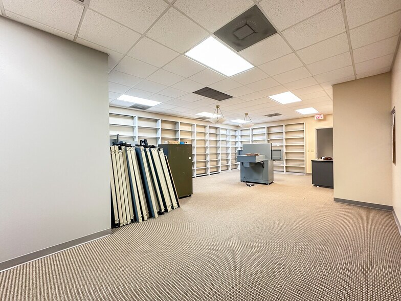 More Photos Of 2115 Harden Blvd, Lakeland Medical For Lease