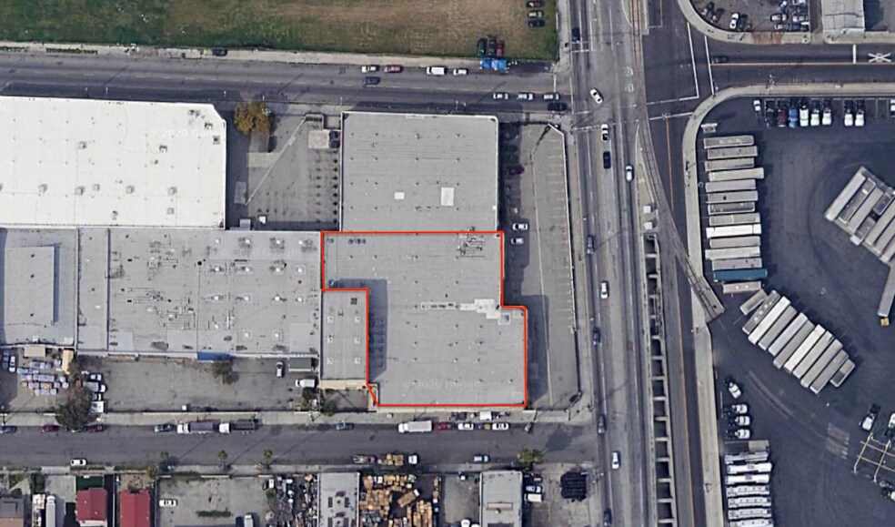 More Photos Of 4121 S Alameda St, Los Angeles Warehouse For Lease