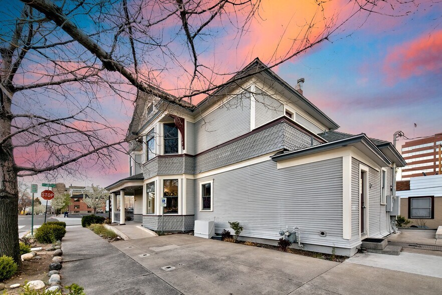 More Photos Of 242 W Liberty St, Reno Office Residential For Sale