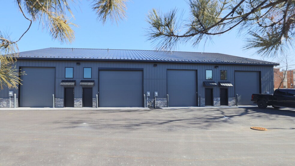 More Photos Of 2800A Indian Ripple rd, Dayton Light Manufacturing For Lease