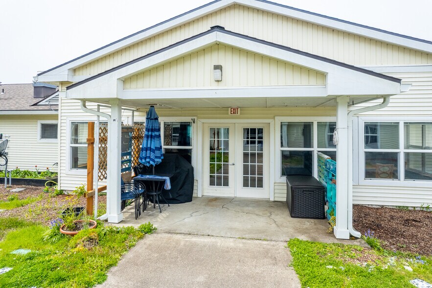 More Photos Of 35385 Tohl Ave, Nehalem Assisted Living For Sale