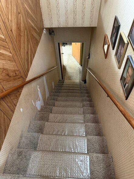 More Photos Of 950 Western Knolls Ave, Beaumont Industrial For Sale