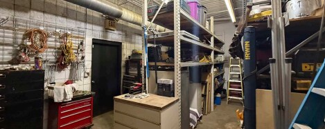 More Photos Of 538 Eastern Ave SE, Grand Rapids Office For Sale