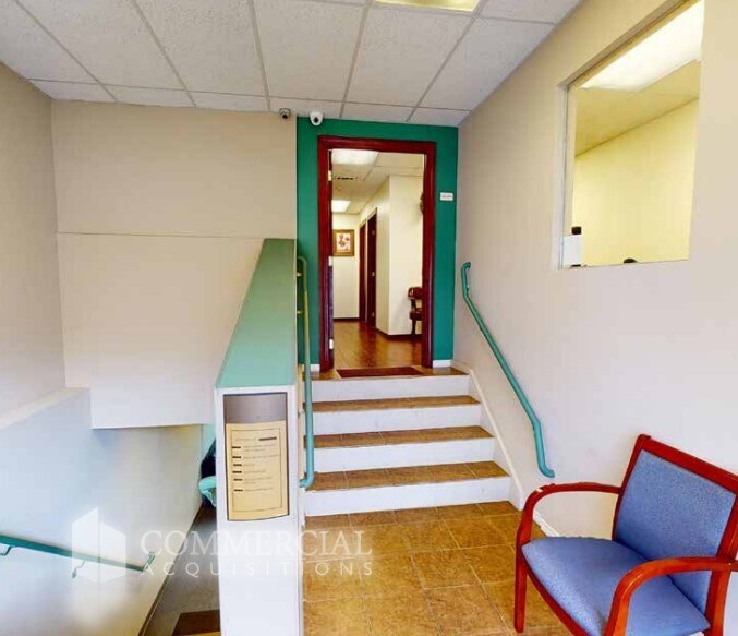 More Photos Of 251 E 5th St, Brooklyn Office Residential For Lease