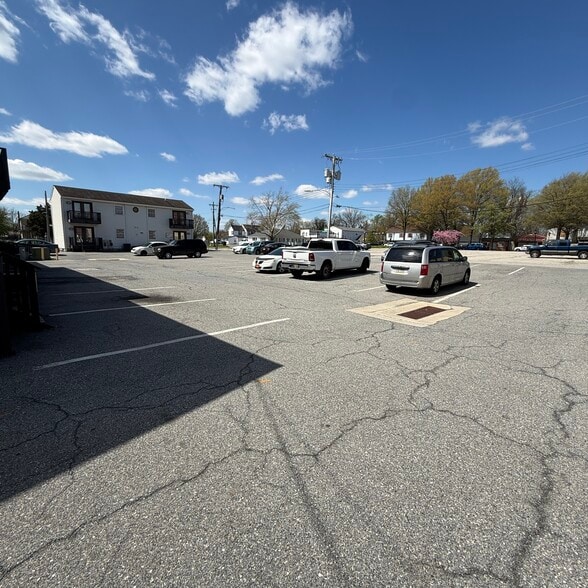 More Photos Of 375-385 W North St, Dover Office For Sale