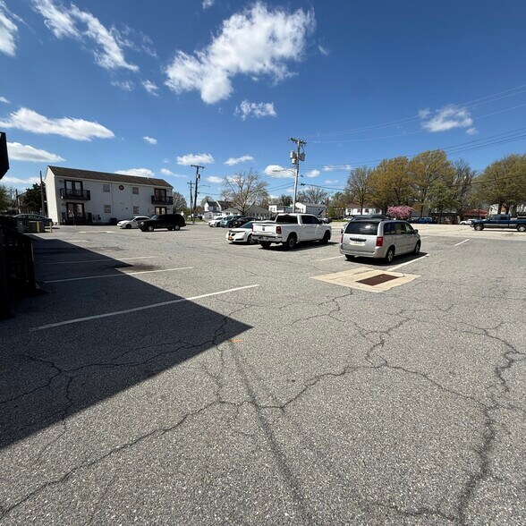 More Photos Of 375-385 W North St, Dover Office For Sale