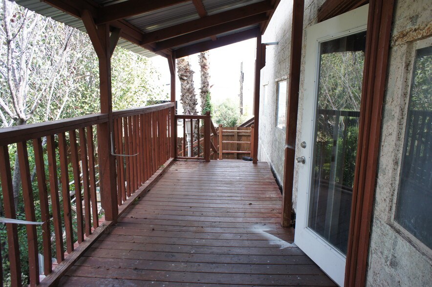 More Photos Of 10630 Commerce Row, Montgomery Restaurant For Lease