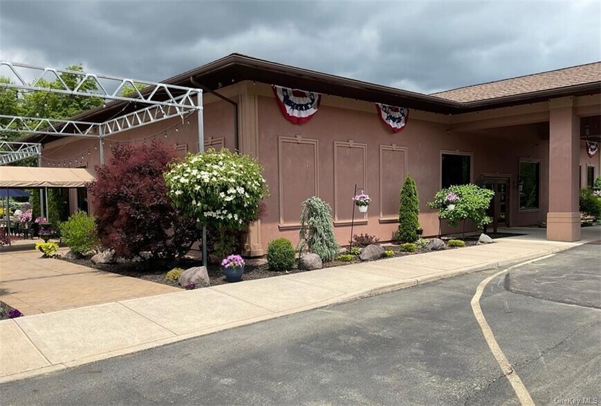 More Photos Of 7400 State Route 209, Napanoch Restaurant For Sale