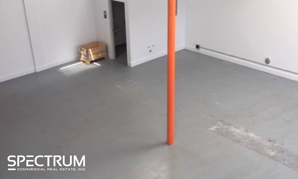 More Photos Of 2128 Knoll Dr, Ventura Manufacturing For Lease