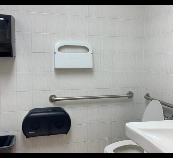 More Photos Of 153-17 Jamaica Ave, Jamaica Office For Lease