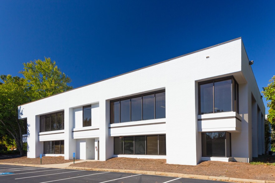 More Photos Of 2110 Newmarket Pky SE, Marietta Office For Lease