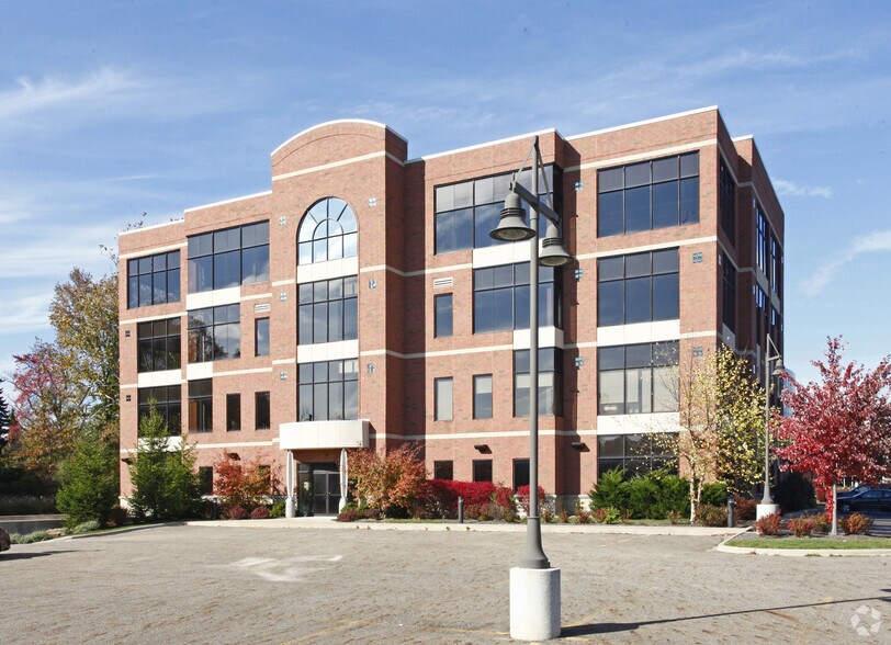 Primary Photo Of 822 Kumho Dr, Fairlawn Medical For Lease