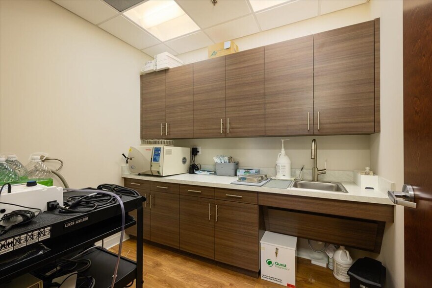 More Photos Of 58 Mount Bethel Rd, Warren Office For Lease