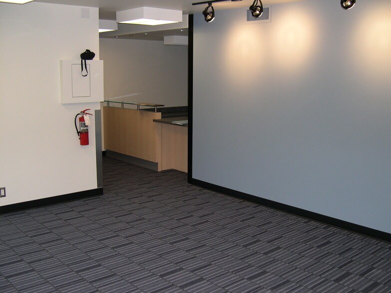 More Photos Of 13512 Ambaum Blvd SW, Burien Medical For Lease