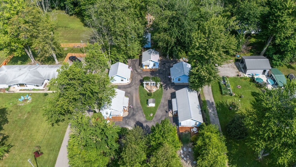 More Photos Of 5358 Paw Paw Lake Rd, Coloma Apartments For Sale