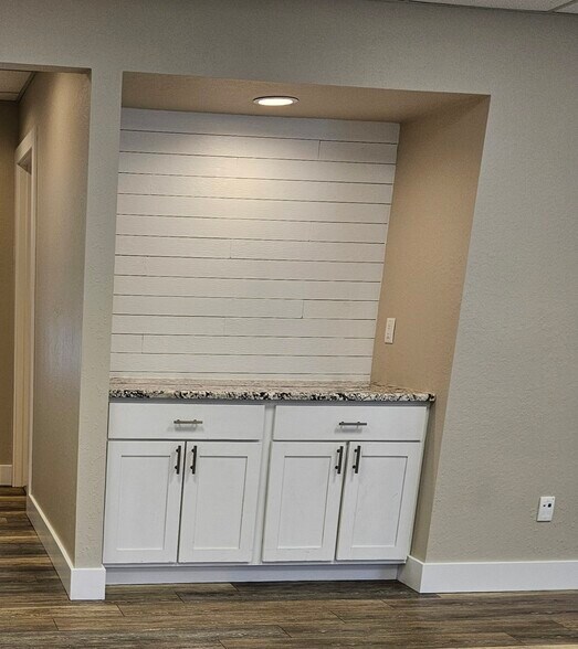 More Photos Of 706 Turnbull Ave, Altamonte Springs Office Residential For Lease