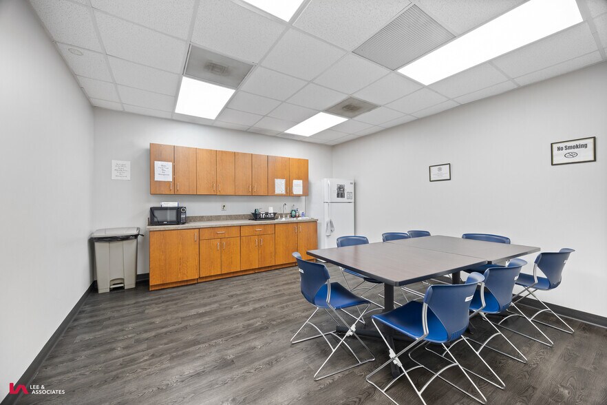 More Photos Of 1400 Montreal Rd, Tucker Medical For Lease