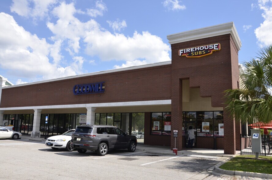 More Photos Of 465 Sr-13, Jacksonville General Retail For Lease