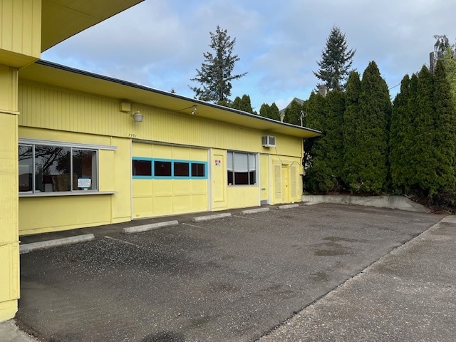 More Photos Of 7981 SE 17th Ave, Portland Freestanding For Sale