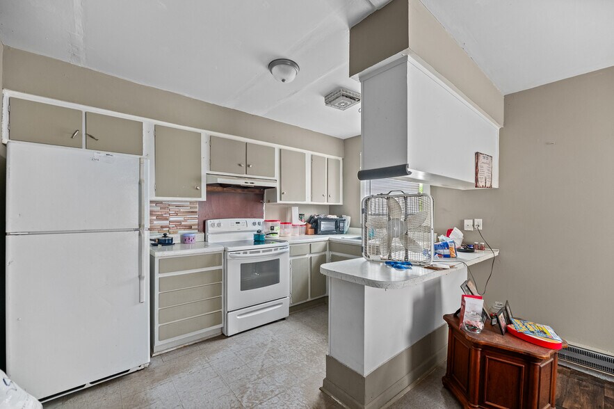 More Photos Of 3211 Spruill Ave, North Charleston Apartments For Sale