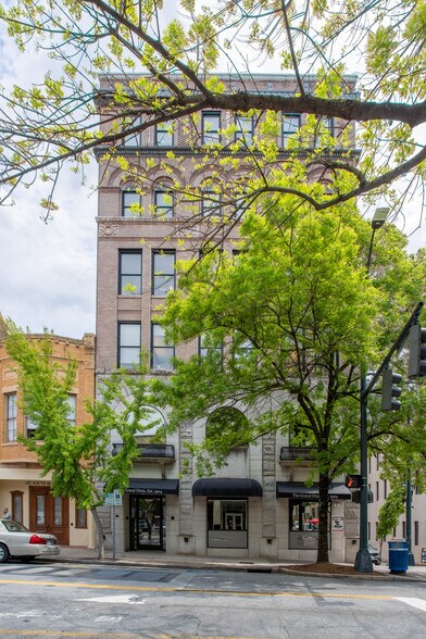 More Photos Of 125 S Elm St, Greensboro Office For Lease