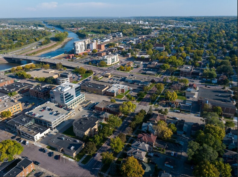 More Photos Of 220 Main St E, Mankato Office For Lease