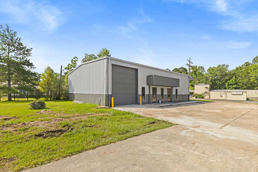 More Photos Of 7031 TX-75, Huntsville Manufacturing For Lease