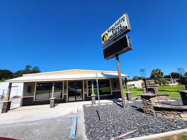 More Photos Of 5320 S Pine Ave, Ocala General Retail For Sale