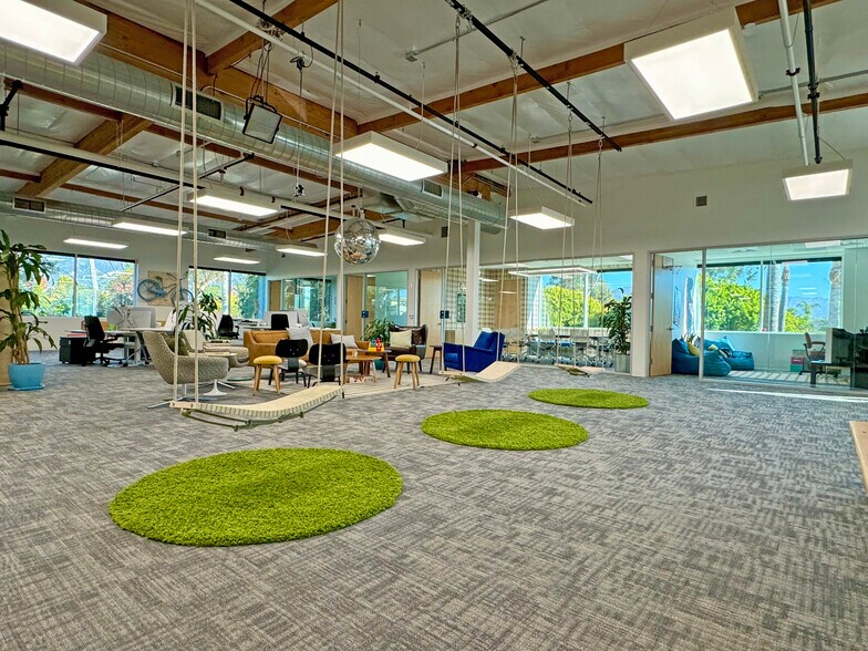 More Photos Of 125 Cremona Dr, Goleta Office Residential For Lease