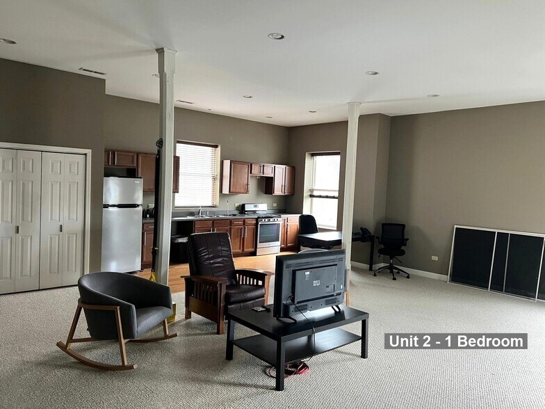 More Photos Of 127 W Taylor St, Grant Park Apartments For Sale