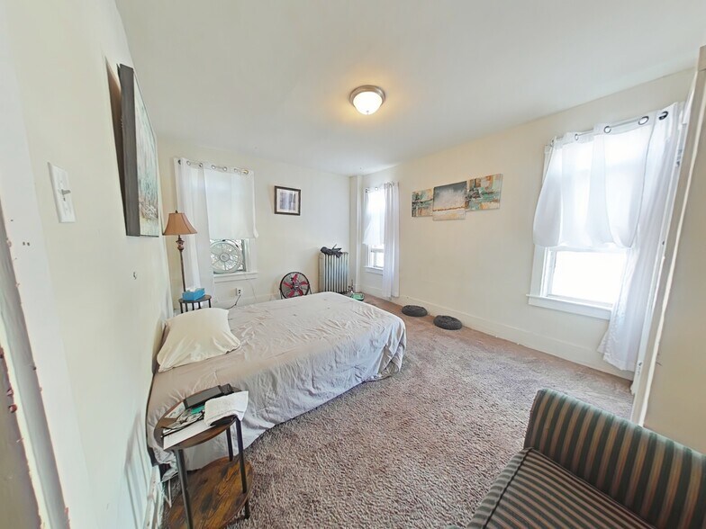 More Photos Of 202 Macdade Blvd, Collingdale Apartments For Sale