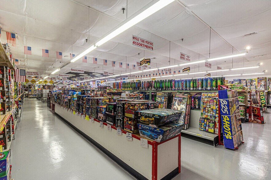 More Photos Of 625 Ocoee St, Copperhill Freestanding For Sale