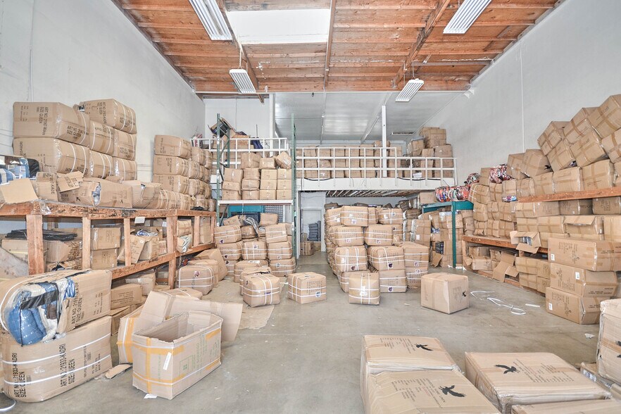More Photos Of 2345 Via Segundo, San Ysidro Manufacturing For Sale