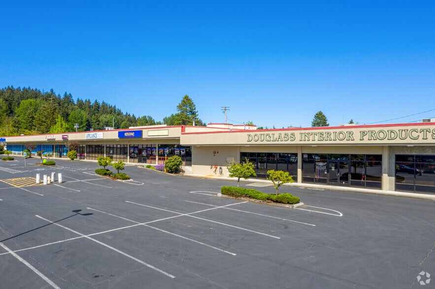 More Photos Of 1910 132nd Ave NE, Bellevue Freestanding For Lease