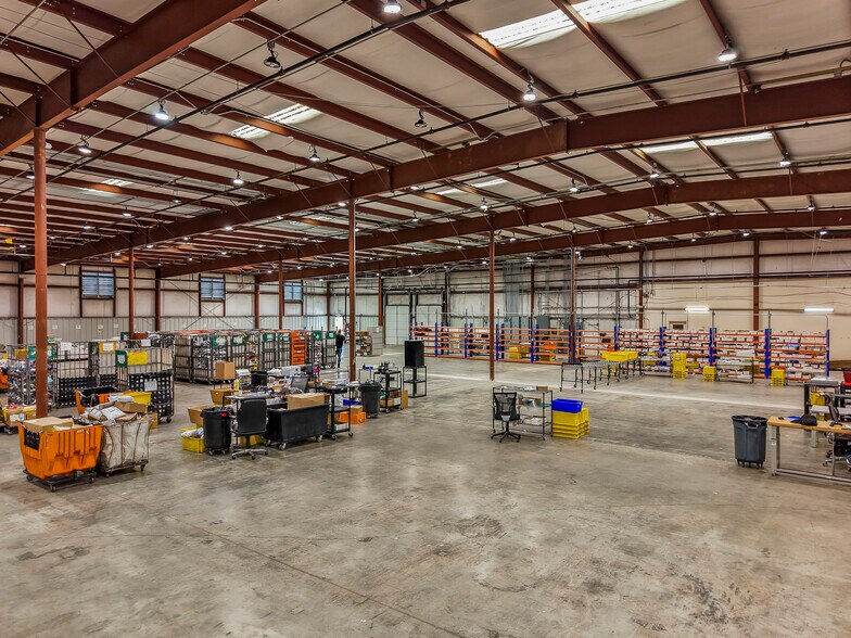 More Photos Of 3655 Reed St, Winston-Salem Warehouse For Lease