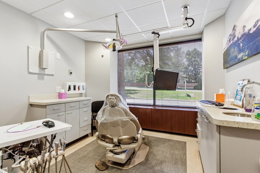More Photos Of 8120 S Holly St, Centennial Medical For Sale