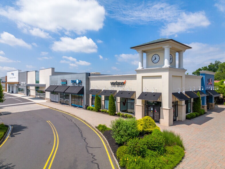 More Photos Of 210-350 Young Ave, Moorestown Unknown For Lease